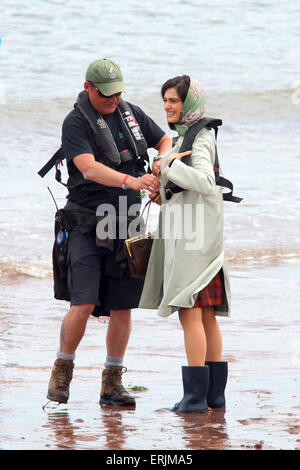 Teignmouth, Devon, UK. 3 juin, 2015. Actrice Rachel Weisz est représenté à Teignmouth, Devon, pendant le tournage d'un nouveau biopic basé sur sailor Donald Crowhurst. Colin Firth est tragique dépeignant la Round-the-world sailor Crowhurst tout en co-star Rachel Weisz joue sa femme Clare. Donald Crowhurst a quitté la ville dans le Teignmouth Electron et est mort dans le round-the-world race il y a près de 50 ans. Credit : Apex/Alamy Live News Banque D'Images