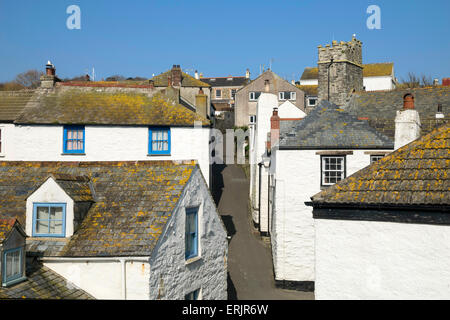 Cottages blanchis traditionnels à Gorran Haven à Cornwall, UK Banque D'Images