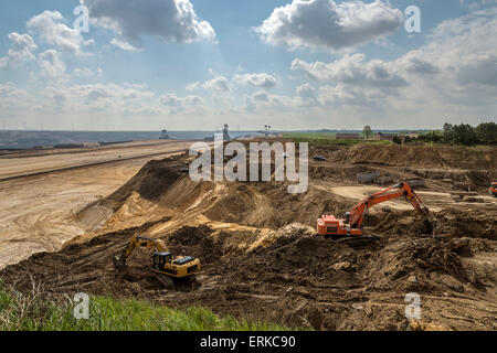 Garzweiler II mine de surface, excavateurs, Borschemich, Rhénanie du Nord-Westphalie, Allemagne Banque D'Images