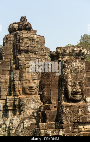 Tour avec la face de Bodhisattva Lokeshvara, temple Bayon, Angkor Thom, Siem Reap, Cambodge Banque D'Images