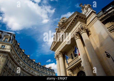 Bourse de commerce bâtiment b.1767, à l'origine un centre du commerce des produits de base, maintenant la Chambre de Commerce, Paris, France Banque D'Images