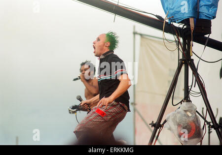 T dans le parc Music Festival, Strathclyde Park, Lanarkshire, en Écosse, le 13 juillet 1996. Le prodige. Keith Flint et Maxim Reality. Banque D'Images