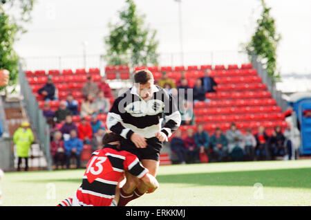 Forthbank Stadium, le 26 septembre 1995. Gavin Hastings fait sa dernière apparition de gros gibier. Il va quitter en tant qu'international après la coupe du monde, mène les barbares contre le comté de Stirling. Le jeu à Forthbank Stadium marque County's passer de sept à la Division des champions nationaux. La princesse Anne, la SRU, patron va regarder son fils Peter Phillips jouer pour une école Gordonstoun XV contre le comté de moins de 18 ans à 2,15 dans un rideau- raiser. Banque D'Images