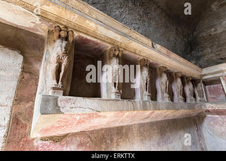 Les bains Forum détail, ruines romaines de Pompéi, UNESCO World Heritage Site, Campanie, Italie, Europe Banque D'Images
