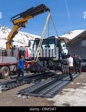 Chasse-neige de déchargement Banque D'Images