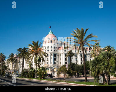 En façade de l'hôtel Negresco, Promenade des Anglais Banque D'Images