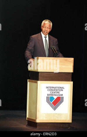 Nelson Mandela parle à la CPI, Birmingham, 11 octobre 1993. Banque D'Images