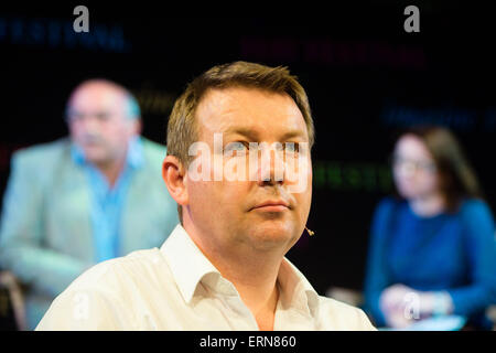 Danny Dorling auteur écrivain et géographe sociale s'exprimant lors de la Hay Festival 2015 Banque D'Images