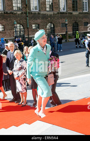 Copenhague, Danemark, 5 mai 2015 : Danois H. M. la Reine Margrethe arrive à Christianborg pour la célébration de la Constitution danoise Jour Crédit : OJPHOTOS/Alamy Live News Banque D'Images