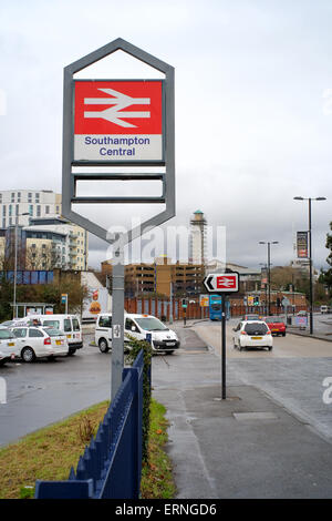 La gare centrale de Southampton sign Banque D'Images