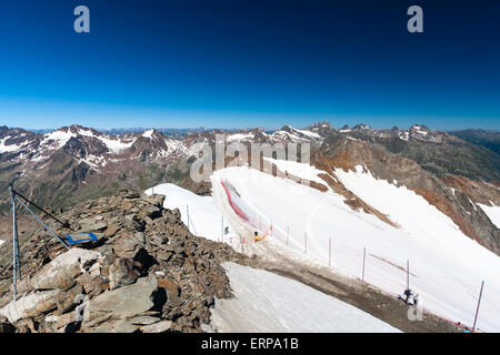 Vue depuis l'Brunnenkogel Ferienwohnungen Hillbrand (techniques 3438m) dans les Alpes de l''Ötztal Banque D'Images