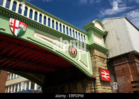 Pont à Foregate Street Station Worcestershire Worcester Angleterre UK Banque D'Images