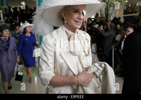 Epsom Downs, Surrey, UK - 6 juin 2015, Son Altesse Royale la princesse Michael de Kent à la Derby Crédit : Motofoto/Alamy Live News Banque D'Images