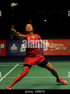 Jakarta. 7 juin, 2015. Ratchanok Intanon de Thaïlande est en concurrence contre yui Hashimoto du Japon au cours de la finale des femmes à l'Indonésie Ouvrir tournoi de badminton à Jakarta le 7 juin 2015. Ratchanok Intanon remporté 2-0 et a réclamé le titre. Il Crédit : Summer Palace/Xinhua/Alamy Live News Banque D'Images