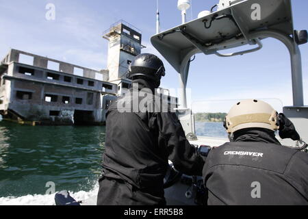 Gdynia, Pologne 7e, juin 2015 Photo : Torpedownia allemand nazi - construction du centre de recherche sur les torpilles, construit sur terriery polonais pendant la Seconde Guerre mondiale. Torpedownia est une torpille hall d'assemblage de dispositifs pour tester le tir, bâti au fond du bassin, à quelques centaines de mètres de la rive. Banque D'Images