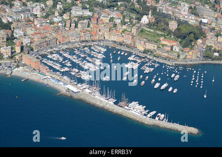 VUE AÉRIENNE.Port de plaisance de Santa Margherita Ligure.Ville métropolitaine de Gênes, Ligurie, Italie. Banque D'Images