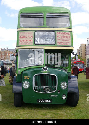 Dennis Loline double decker bus dans SOuthdown Livery Banque D'Images