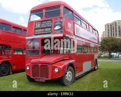 1966 Volkswagen Bus [ Typ 2 / London Park Royal Banque D'Images