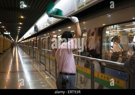 Métro de Shanghai, du métro, de la Chine. Métro de Shanghai Métro de Shanghai de transport en commun rapide de la Chine. Le métro de Shanghai est un réseau de transport en commun rapide Banque D'Images