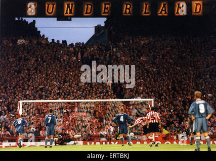 Sunderland 1 - 2 Newcastle Premiership match tenue à Roker Park. 4e septembre 1996. Banque D'Images