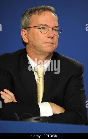 Eric Schmidt, Président exécutif de Google lors d'une conférence de presse au cours de la 37e Sommet du G8, 26 mai 2011 à Deauville, France. Banque D'Images