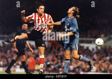 Sunderland 1 - 2 Newcastle Premiership match tenue à Roker Park. 4e septembre 1996. Banque D'Images