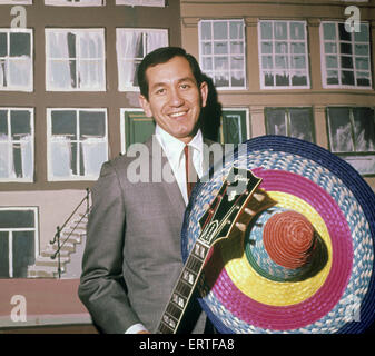 TRINI LOPEZ musicien américano-mexicaine de 1965 Banque D'Images