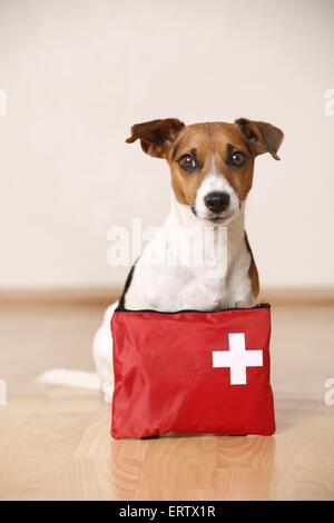 First-aid-set Banque D'Images