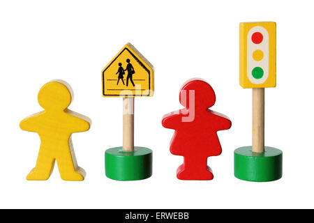 Figures en bois avec des feux de circulation Banque D'Images