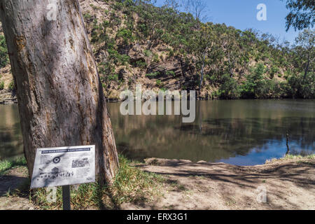 Site de l'ancien Club de natation Rock profond Fleuve Yarra, Yarra Bend Park, Kew, Melbourne, Victoria, Australie Banque D'Images