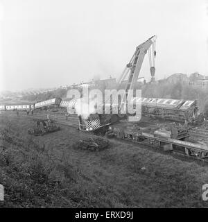 Accident Ferroviaire de Morpeth (le 7 mai 1969 un sleeper en direction nord express de Londres à Aberdeen ont déraillé sur la courbe de Morpeth. Six personnes ont été tuées, 21 ont été blessés et le toit de la gare du nord de la plate-forme a été endommagé. Banque D'Images