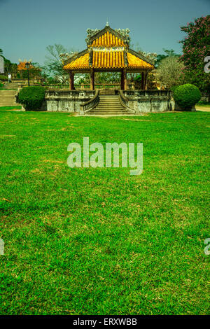 Pavilion dans les parcs de la citadelle, Hue Banque D'Images