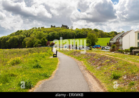 Llansteffan un village situé sur l'estuaire de la rivière Tywi Carmarthenshire Wales UK Banque D'Images