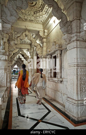 Temple Swaminarayan Chhapaiya ; près d'Ayodhya ; Faizabad Uttar Pradesh ; Inde ; Banque D'Images