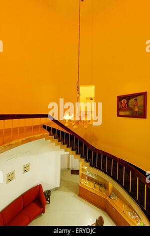 Lobby et escalier ; Bodhgaya ; Bihar ; Inde , asie Banque D'Images