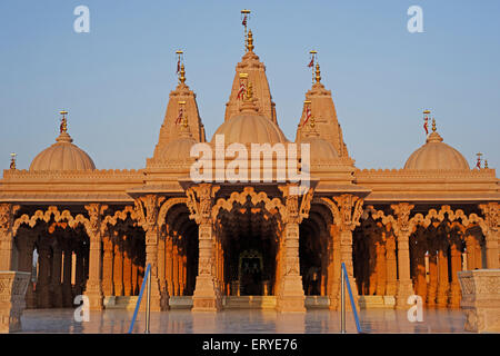BAPS , Shri Swaminarayan Mandir Aksharvadi ; Temple hindou , quartier de Bhavnagar ; Gujarat ; Inde , Asie Banque D'Images
