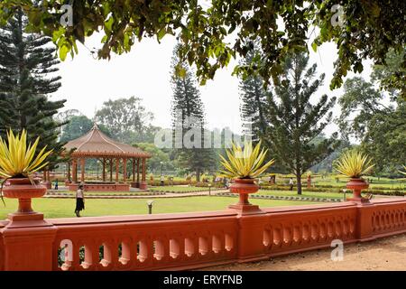 Groupe Stand , jardin botanique de Lalbagh ; Bangalore ; Bengaluru , Karnataka ; Inde , Asie Banque D'Images