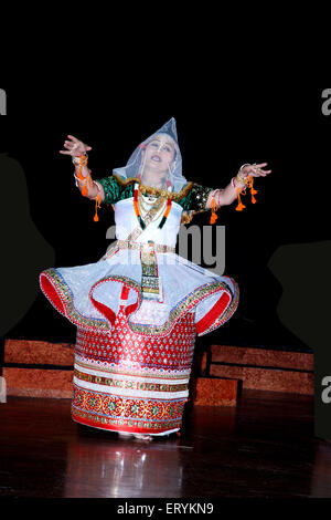 Danse Manipuri , danses folkloriques Jagoi , danse classique indienne , raslila , Manipur ; Inde , Asie Banque D'Images