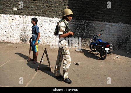 Frontière tibétaine ITBF Indo force commandos chez Arthur road prison à Bombay Mumbai Maharashtra ; Inde ; 17 Avril 2009 Banque D'Images