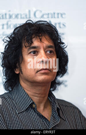 Ustad Zakir Hussain , tabla virtuose indienne, compositeur, percussionniste, producteur de musique, acteur de cinéma , Inde , Asie Banque D'Images