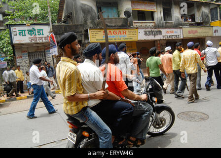 La communauté sikh protester contre le feu du corps de dera saccha sauda chef ram rahim à Mulund dans Bombay Mumbai Banque D'Images