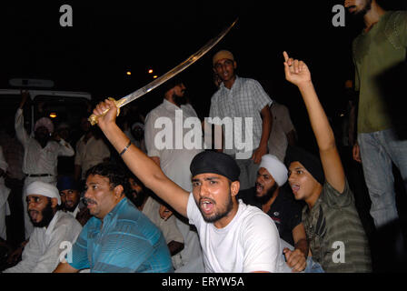 La communauté sikh protester contre le feu du corps de dera saccha sauda chef ram rahim à Mulund à Bombay Banque D'Images