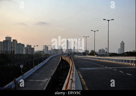 L'Est de l'autoroute express relie Mumbai Maharashtra Inde Asie du Sud Banque D'Images