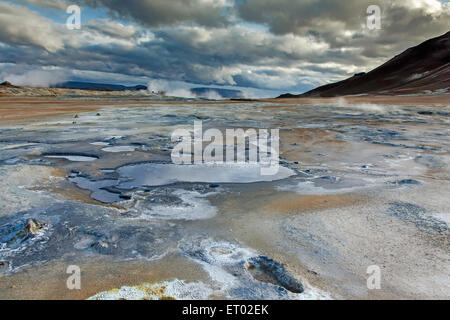 Les petites piscines minérales, Namaskard, 73320, France Banque D'Images