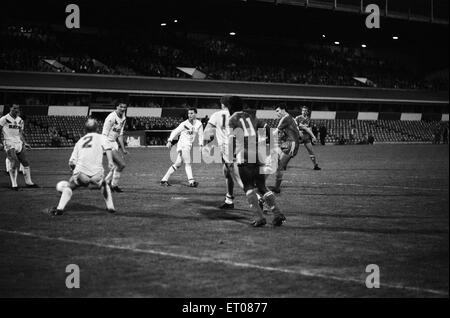 Les Play-off de la Division One match replay à St Andrews. 2 Charlton Athletic v Leeds United 1 aet. Peter Shirtliff marque le premier de ses deux buts au niveau des carottes à 1-1. 29 mai 1987. Banque D'Images