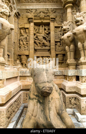 Temple de Kailasanatha roi Pallava Narasimhavarman grès ; Kanchipuram Tamil Nadu Inde ; Banque D'Images