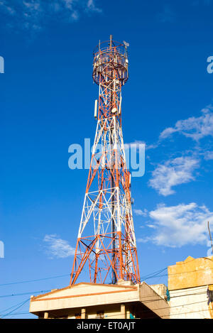 Tour de téléphone cellulaire, site cellulaire, tour cellulaire, station de base cellulaire, tour de téléphone cellulaire, Madras, Chennai, Tamil Nadu, Inde, Asie Banque D'Images