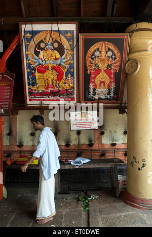 Temple de Kali bhagavathy Kodungallur ; ; ; Inde Kerala PAS MR Banque D'Images