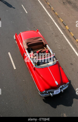 Voiture d'époque, rallye de voitures d'époque, Kala Ghoda, Bombay, Mumbai, Maharashtra, Inde, Asie Banque D'Images