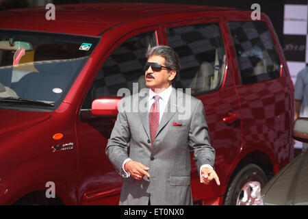 Anand Mahindra, Anand Gopal Mahindra, homme d'affaires milliardaire indien et président du groupe Mahindra, lancement de XYLO car, Inde Banque D'Images